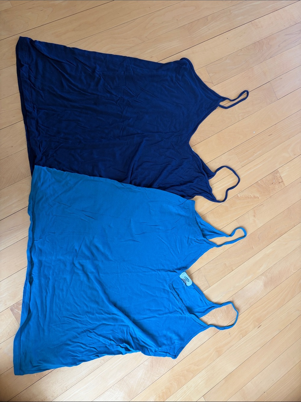 Old Navy Teal Blue V-Neck Tank Top